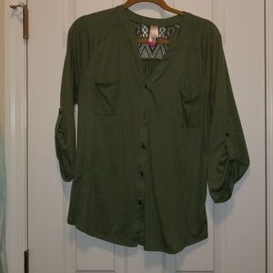 Junior's XXL green button down shirt